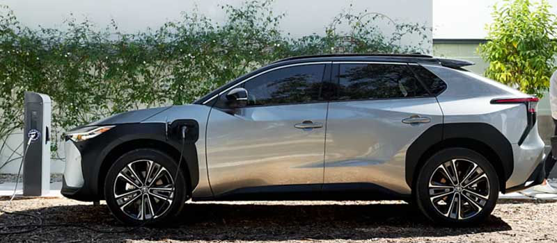 Cargar un coche eléctrico