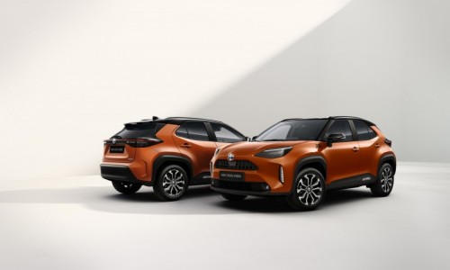 exterior toyota yaris cross jbl
