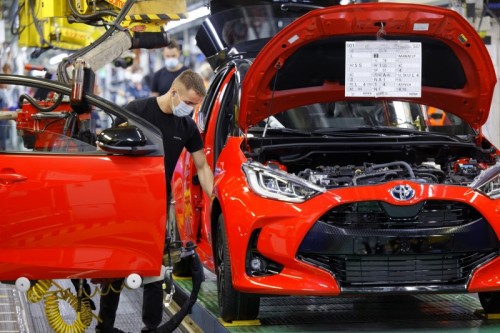 fabricación toyota yaris