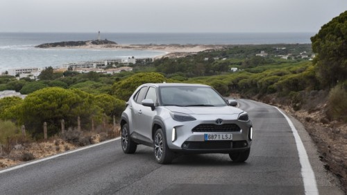 yaris cross active